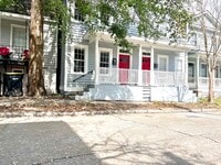 Building Photo - 406 E 31st St