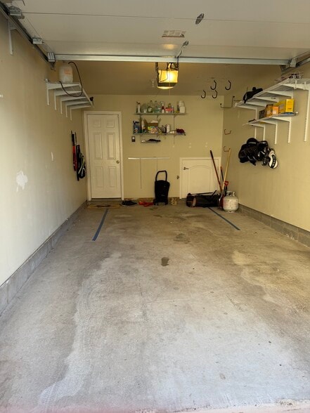 Building Photo - 3418 Gunther Way