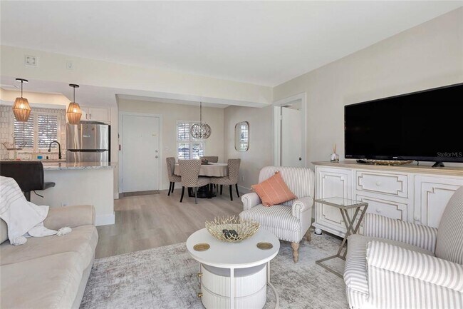 Building Photo - 3755 S School Ave