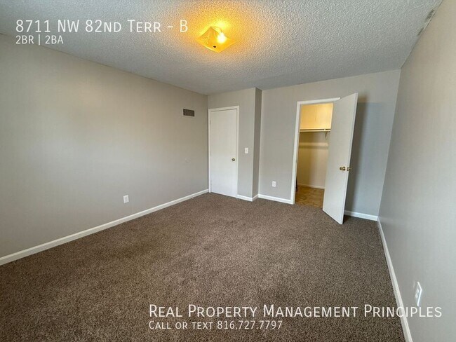Building Photo - 8711 NW 82 Terrace