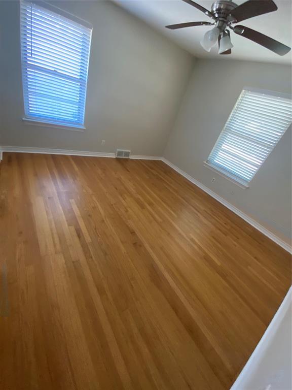 Building Photo - 1806 Robin Ln