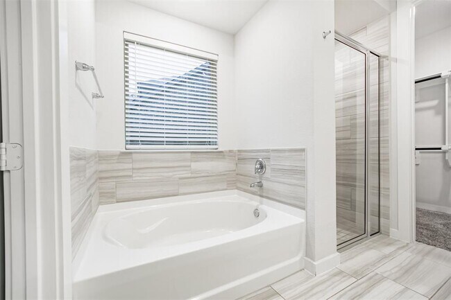 Building Photo - 27028 Hidden Rock Ct