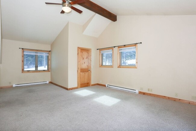 Building Photo - UPDATES COMPLETED!  Unfurnished home! Dogs...