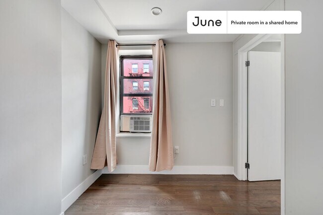 Primary Photo - Room in Shared 3 bed/1 bath home