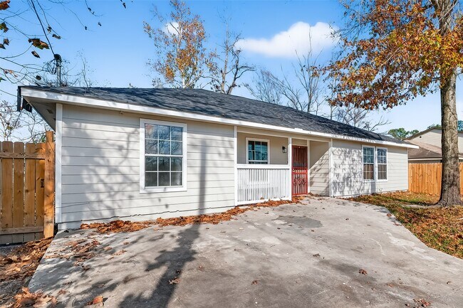 Building Photo - 7437 Bywood St