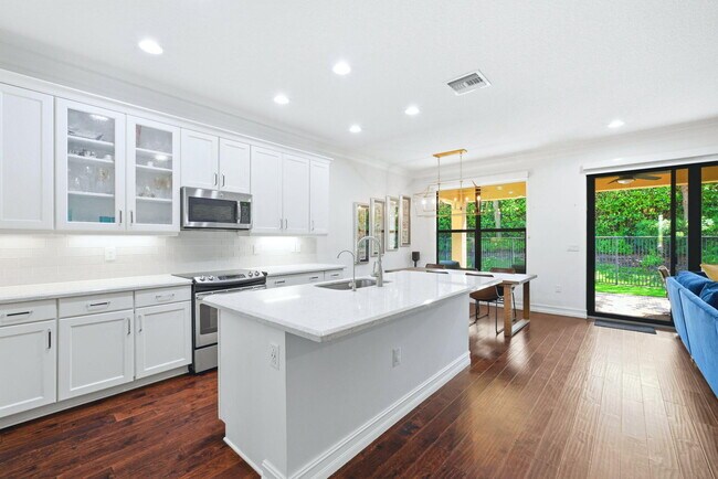 Building Photo - 13820 Imperial Topaz Trl