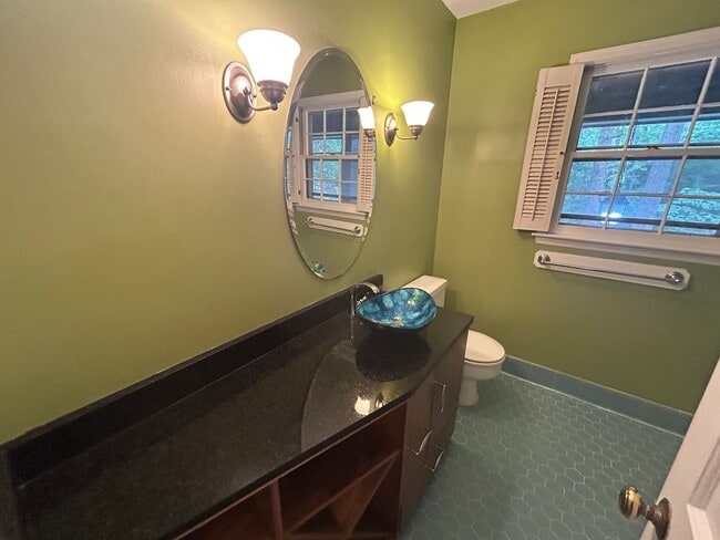 Building Photo - 5 Bed | 3.5 Bath House in Raleigh