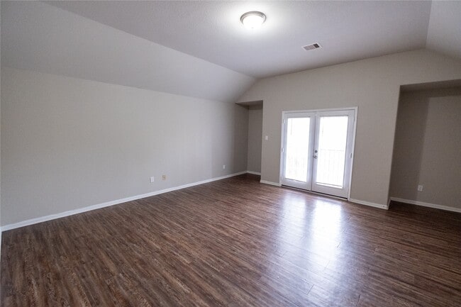 Building Photo - 17039 Amarose Dr