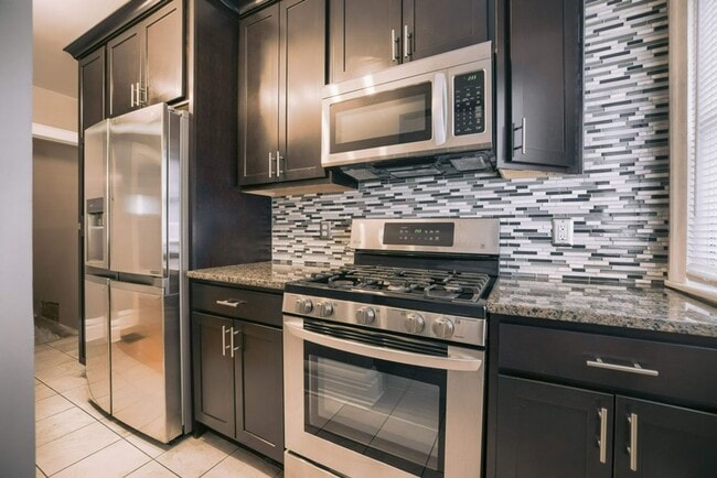 Building Photo - Hamlet St 789-791 MLR