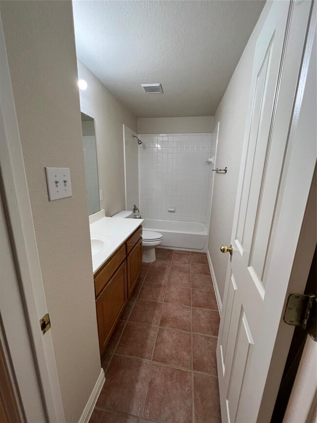 Building Photo - 2621 Sterling Panorama Ct