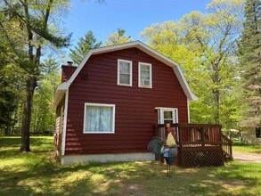 Building Photo - 9485 Country Club Rd