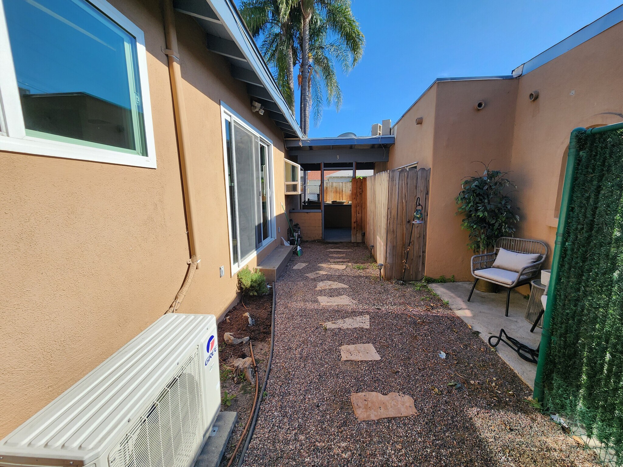 Building Photo - 6635 Irvine Ave