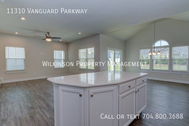 Building Photo - 11310 Vanguard Pkwy