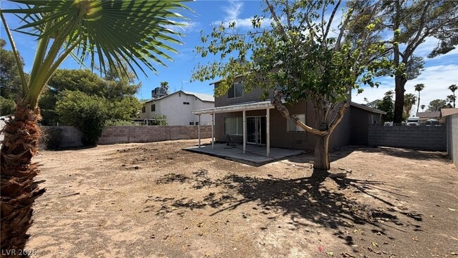 Building Photo - 6368 Spring Meadow Dr