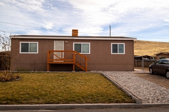 Building Photo - 5360 Corral Dr