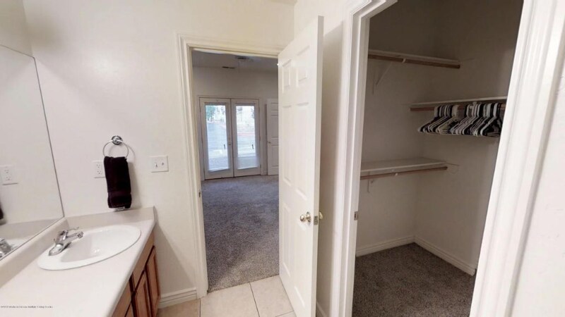 Building Photo - 1415 E Payton Way