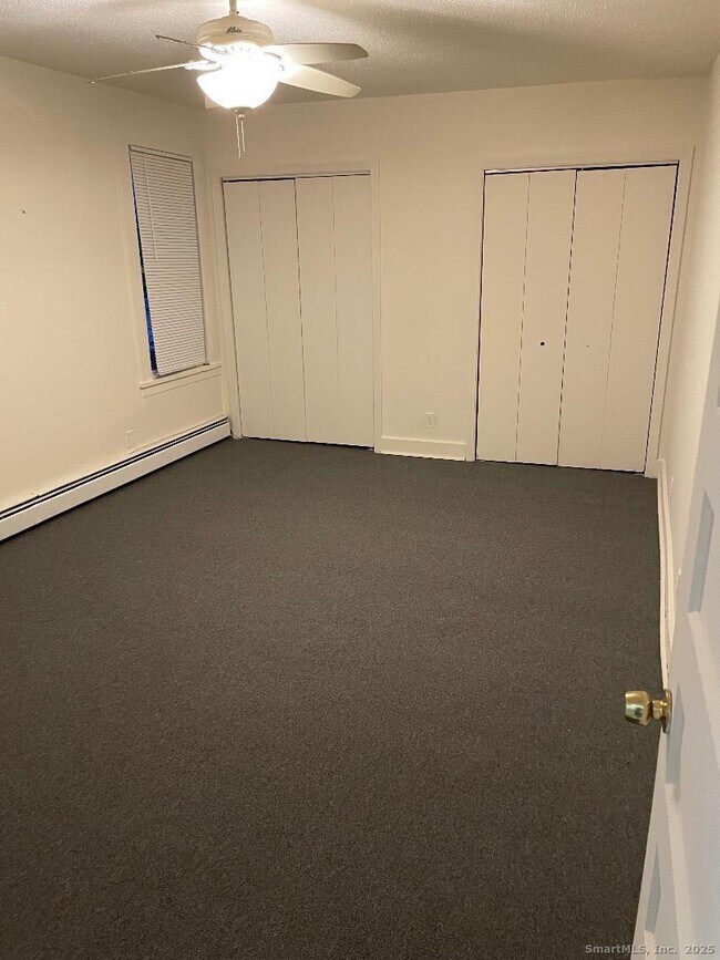 Building Photo - 46 Stearns St