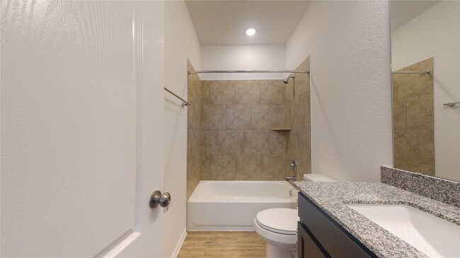 Building Photo - 31314 Whitfield Ct