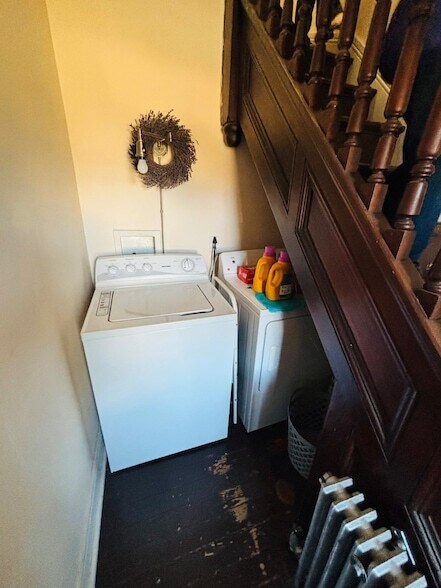 Building Photo - 220 South St