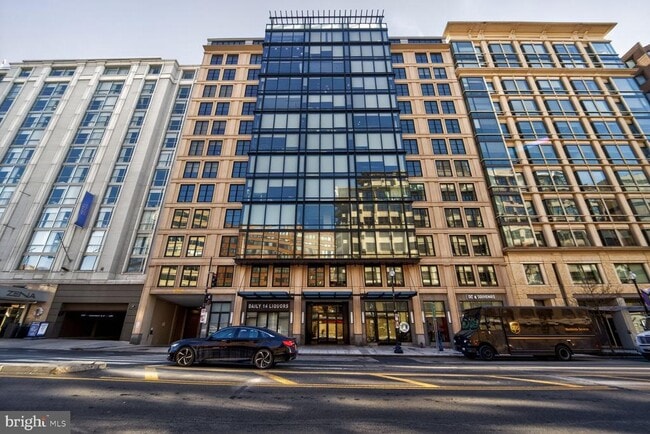 Building Photo - 1133 14th St NW