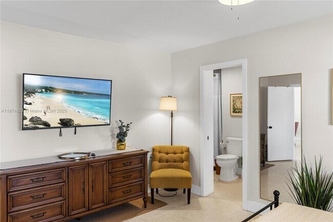 Building Photo - 1116 SE 13th Ct