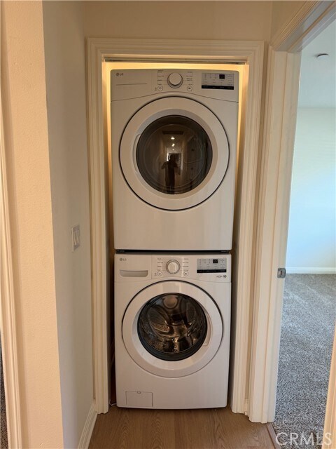 Building Photo - 1336 Calle Tulipan