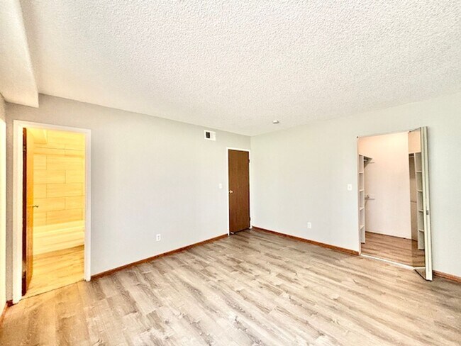 Building Photo - 7150 W 20th Ave