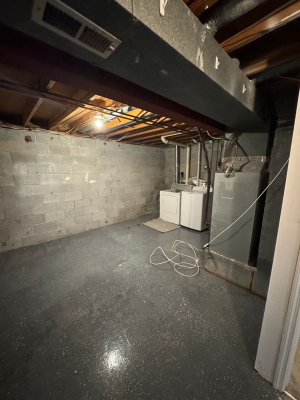 Building Photo - 9730 Red Clover Ct