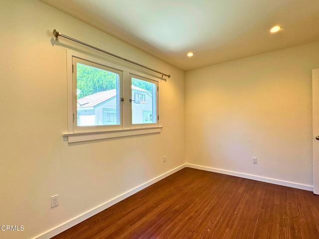 Building Photo - 869 S Euclid Ave