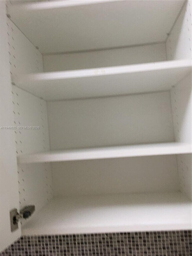 Building Photo - 661 SW 11th St