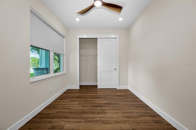 Building Photo - 522 Louden Ave