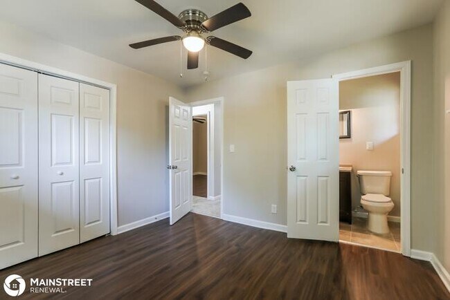 Building Photo - 1404 SW PEGGY CIRCLE, LEES SUMMIT, MO 64081