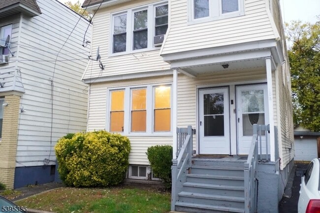 Primary Photo - 108 Berkshire Pl