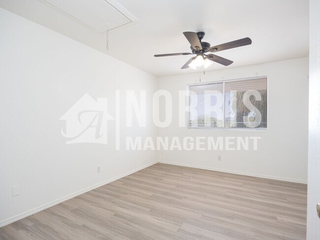 Building Photo - 26405 W Sherbundy Dr