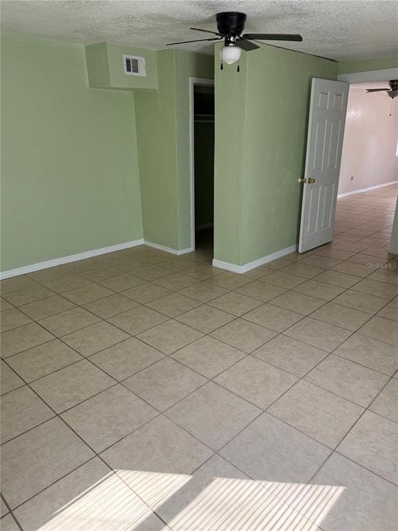 Building Photo - 720 Manor Dr