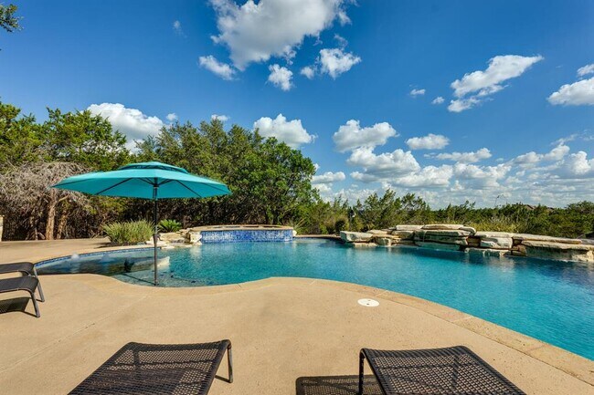 Building Photo - 813 Moonlight Bay Dr