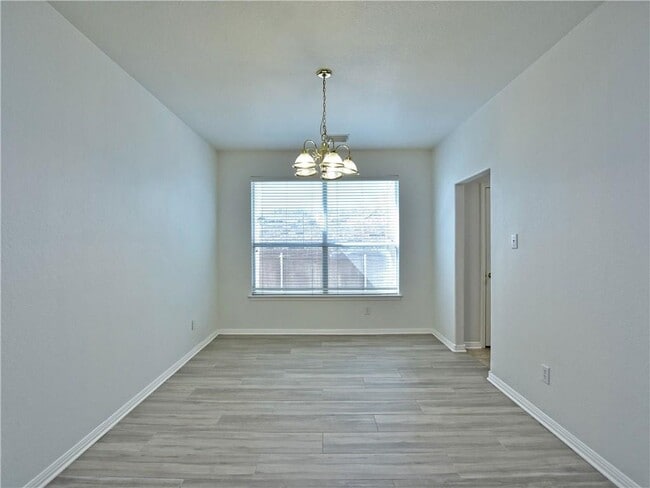 Building Photo - 1817 Chasewood Dr