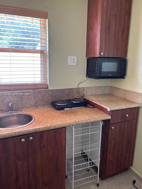 Building Photo - 640 E 30th St