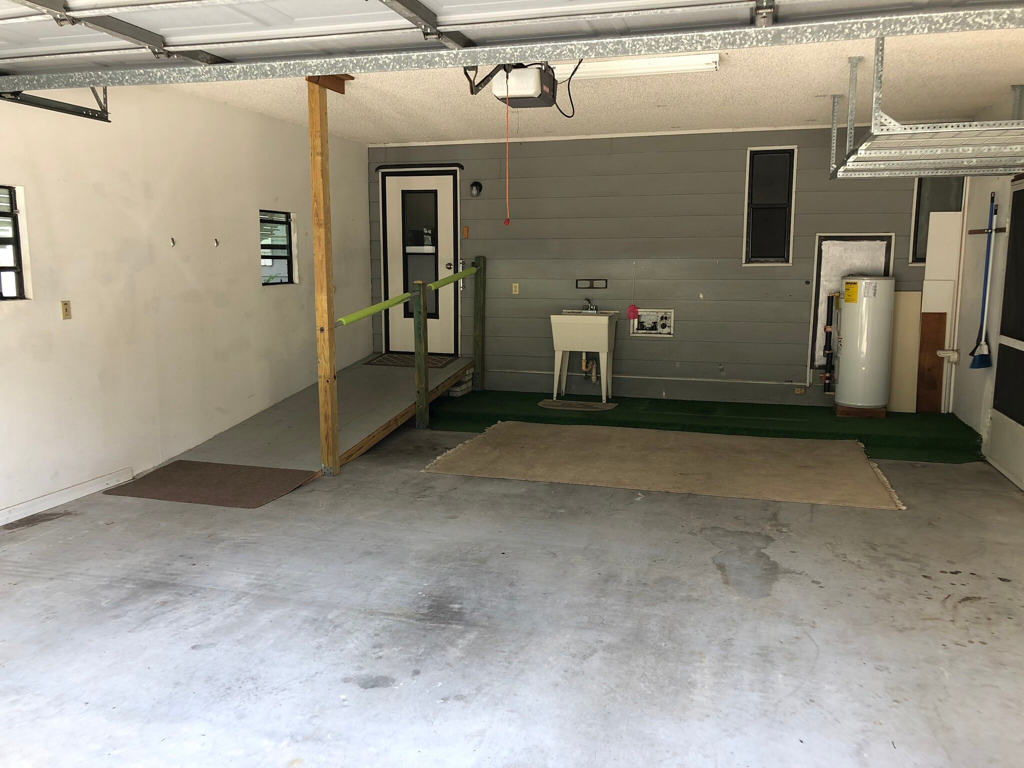 Building Photo - 4728 Belle Grv