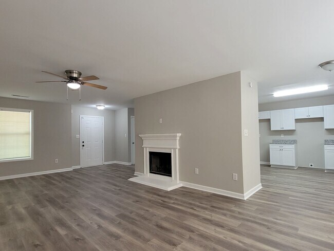 Building Photo - New - New - New Everything! Gorgeous Home Vouchers Accepted