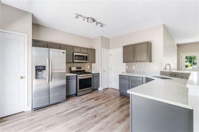 Building Photo - 1681 Heyford Cir NW