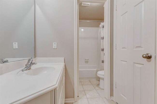 Building Photo - 6311 Virginia Fields Dr