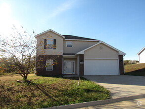 Building Photo - Available June 4th
