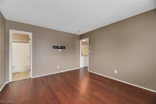 Building Photo - 25735 Lorain Rd