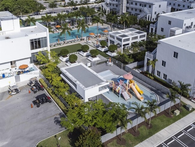 Building Photo - 10270 NW 66th St