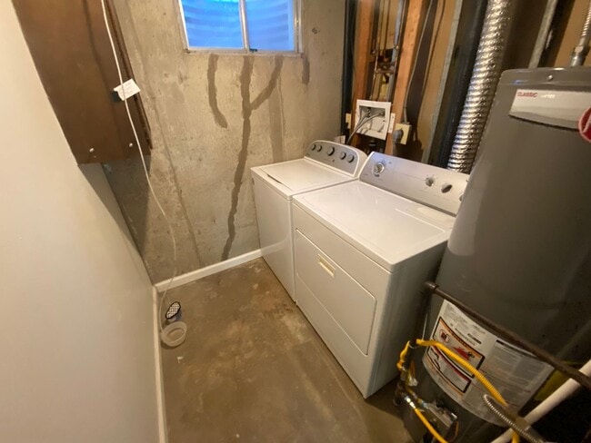 Building Photo - Spacious 3 bed home in Littleton