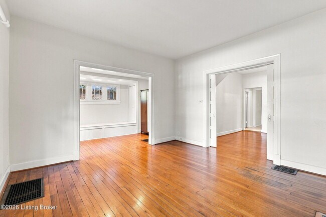 Building Photo - 103 N Hite Ave