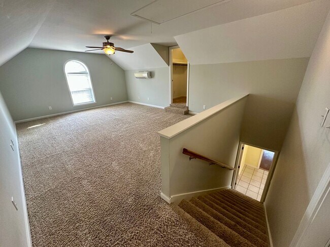 Building Photo - Timberline Meadows