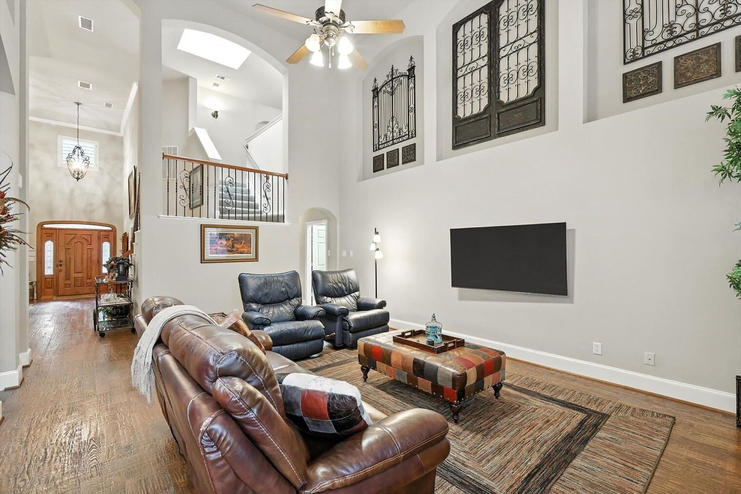 Building Photo - 2303 Chapelwood Dr
