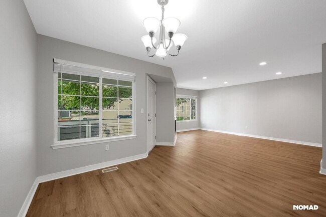 Building Photo - 2602 Timberwood Dr